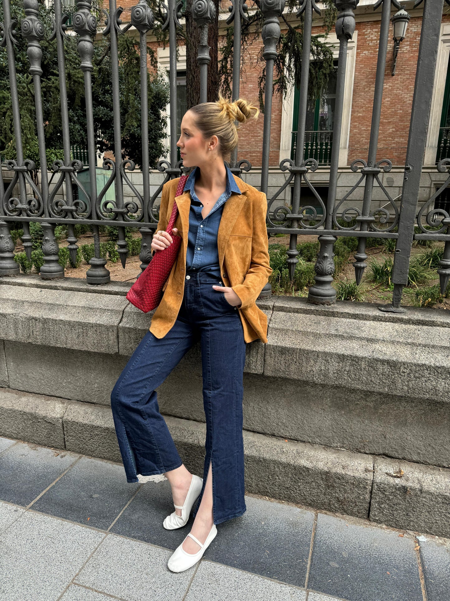The Bee Split Jean in Denim